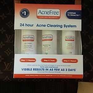 NWT Acne Clearing System